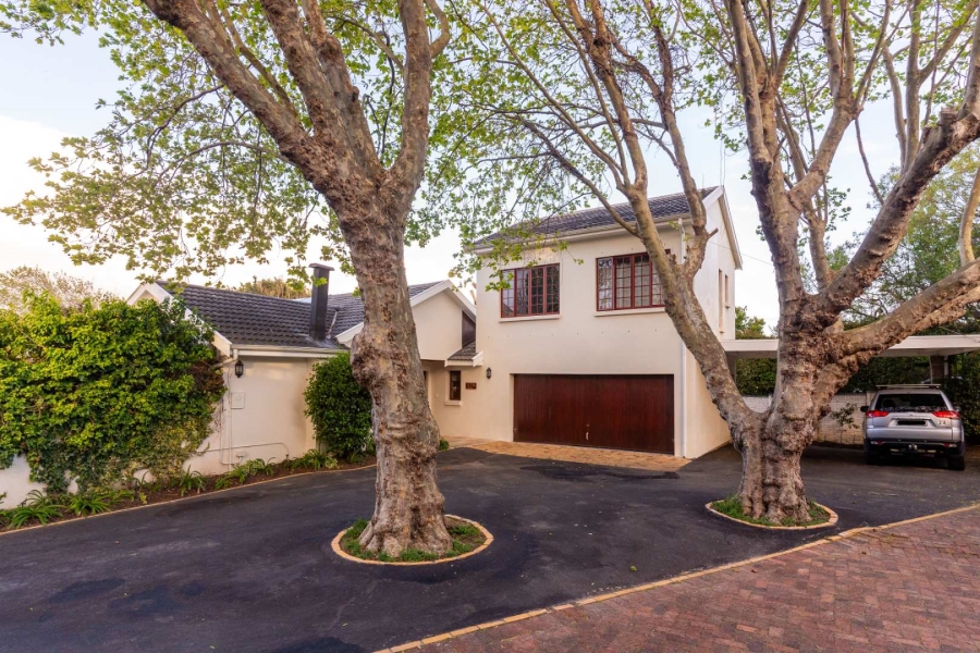 4 Bedroom Property for Sale in Constantia Western Cape